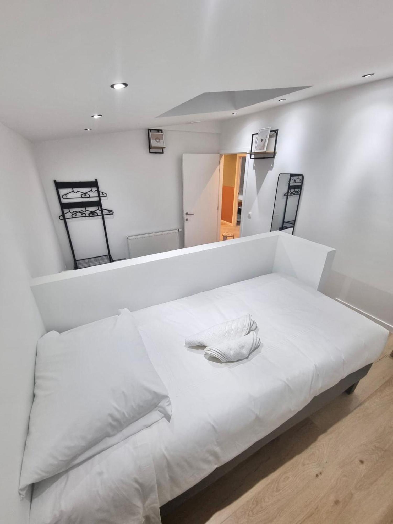 Plantin 4 Apartment